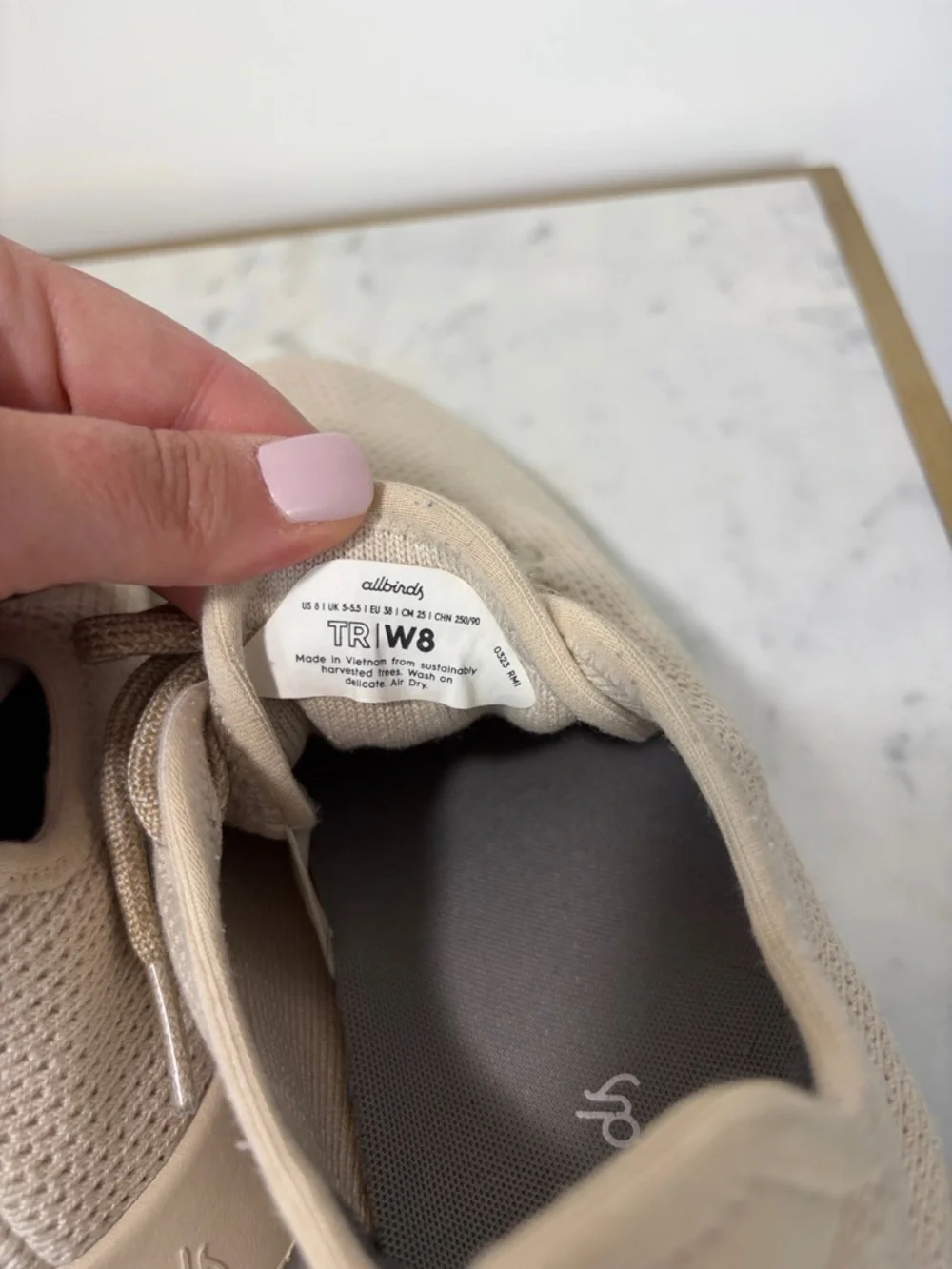 Allbirds Women's Tree Runners Sz 8 (W) - Beige/Cream
